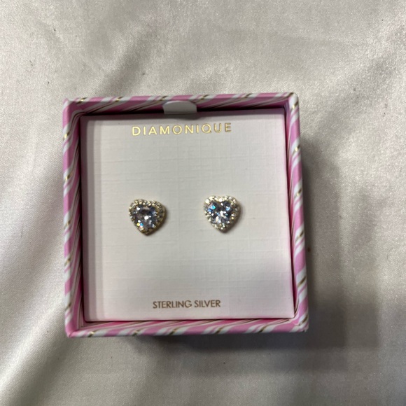 Diamonique heart earrings nib - Picture 1 of 2